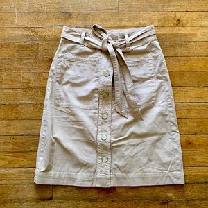 Button-up chino skirt with removable belt
